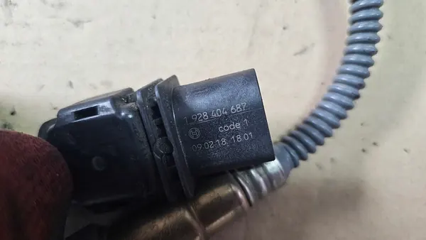 Sensor Lambda AUDI A3 8P 1.9 TDI 03G906262A image 3