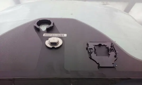 Pare-brise OEM AJ20AGAMOVZ pour Jeep Cherokee 2014+ image 4