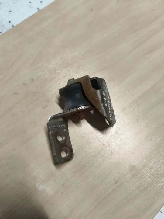 Avgasfäste OEM A2134922200 för Mercedes-Benz E W211 image 3