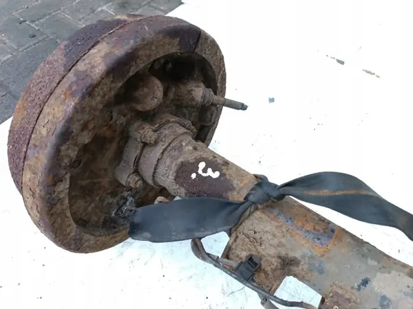 Mitsubishi L200 Bakaxelbalk OEM No MPN 2008 image 5