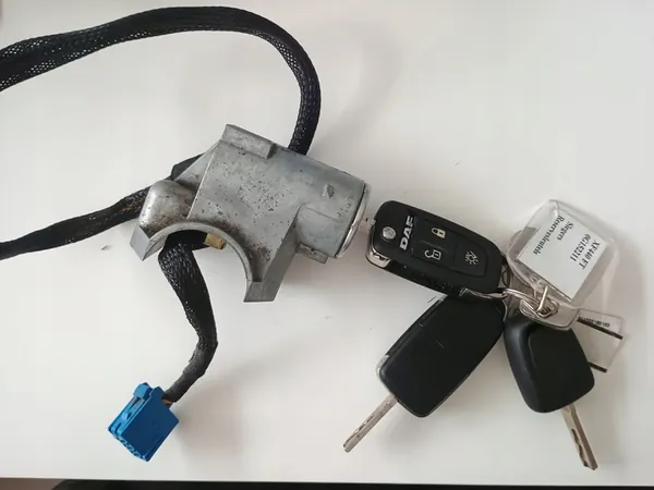 Interruptor de encendido DAF XF 106 EURO 6 image 2