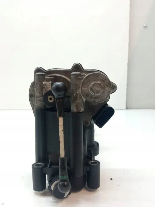 Coletor de admissão OEM 059129711CH Audi A4 B8 3.0 TDI image 6