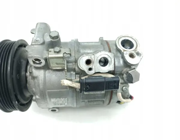 Ilmastointikompressori Mercedes CLA W117 2.0 CGI A0038304360 image 2