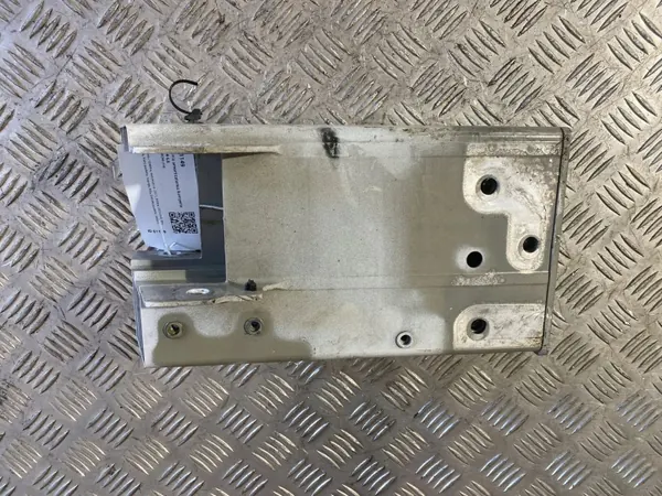 Amortiguador de parachoques delantero OEM 860000 - Usado image 7