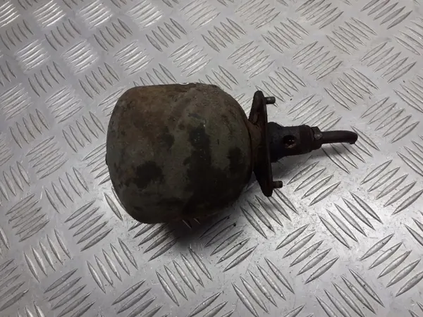 Sphère Suspension Arrière Droite Mercedes W210 image 3