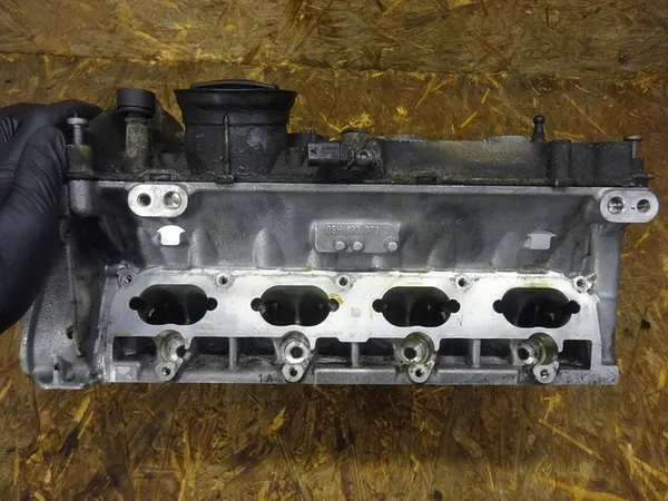 Cabeza de cilindro completa A3 8P GOLF VI GTI 2.0 TSI TFSI OEM image 7