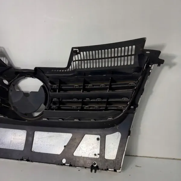 Grille de radiateur chrome OEM 1K5853651 pour VW Golf V image 10