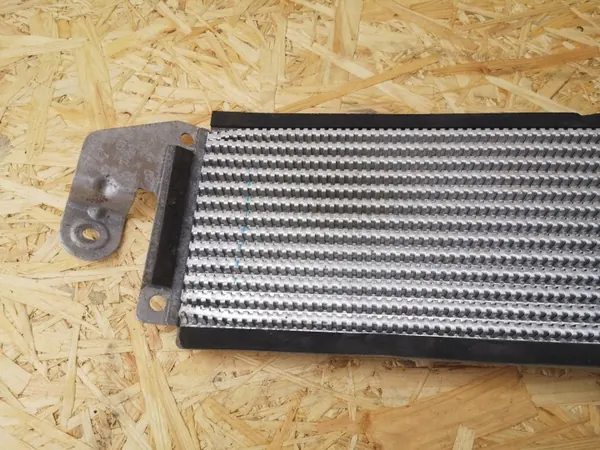 Arrefecedor de combustível HK839N103AC para Range Rover Velar image 3