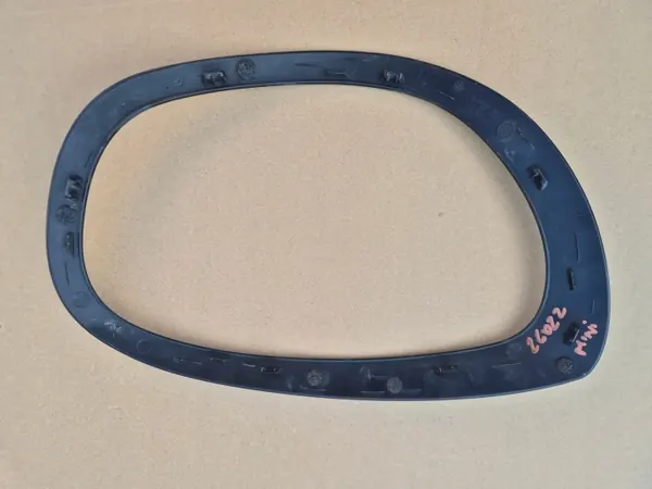 Mini Countryman F60 vänster strålkastarram OEM 51138739351 image 3