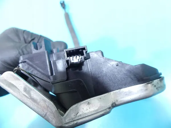 Cerradura trasera Porsche Panamera I 970 09-16 HB image 8