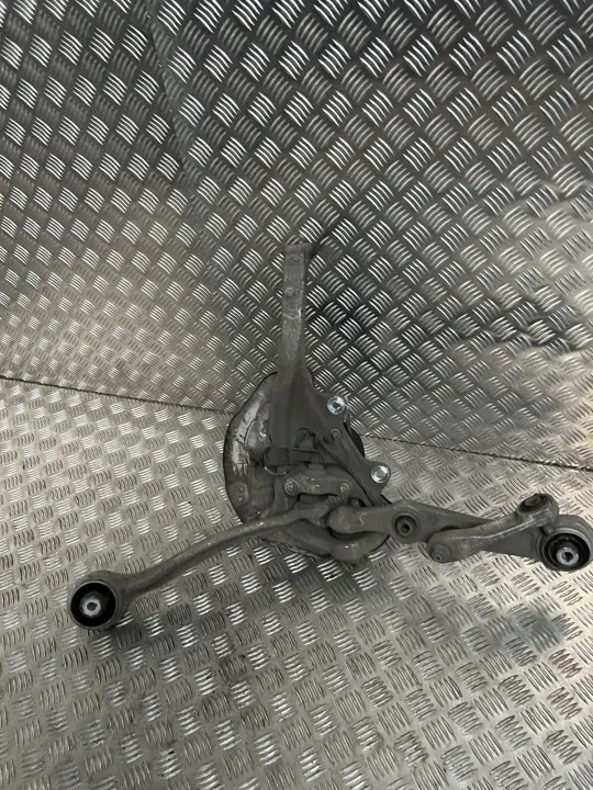 Moyeu de roue Mercedes-Benz OEM A0004213520 Avant image 4