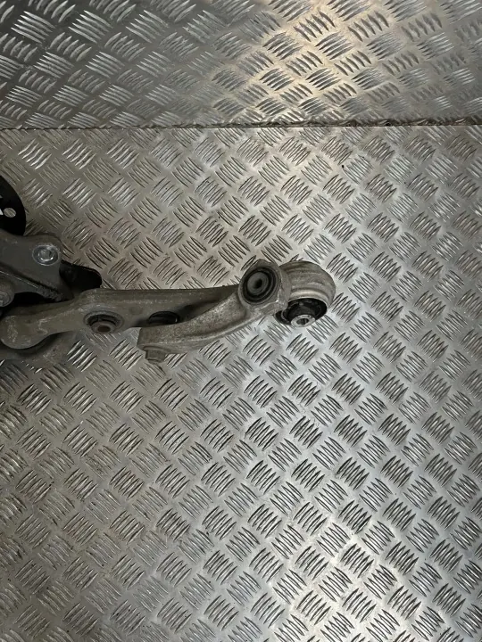 Moyeu de roue Mercedes-Benz OEM A0004213520 Avant image 5