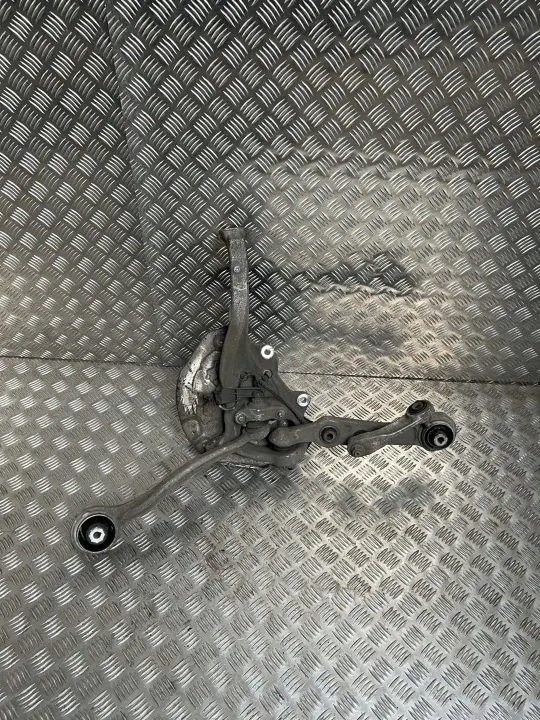 Moyeu de roue Mercedes-Benz OEM A0004213520 Avant image 9