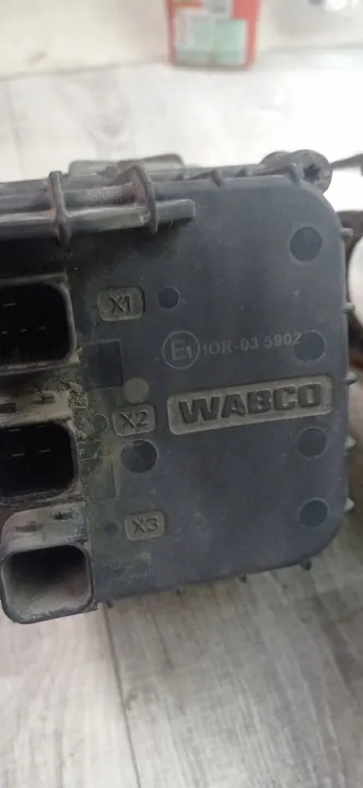 Válvulas de eixo traseiro DAF XF CF 106 OEM 1808338 image 8