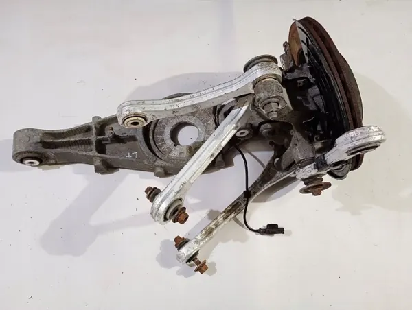 Junta Esquerda Traseira Maserati Levante OEM KKM23083 image 3