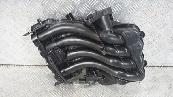 Ansaugkrümmer Audi 1.6 8V MPI BGU BSE 06A133185MG image 3