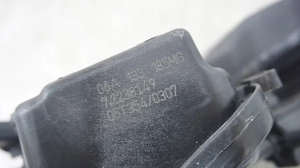 Ansaugkrümmer Audi 1.6 8V MPI BGU BSE 06A133185MG image 5