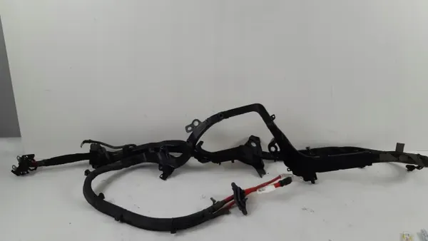 Volvo V60 II Câble Batterie Pince OEM 31346724, 31346725 image 2