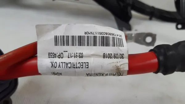 Volvo V60 II Câble Batterie Pince OEM 31346724, 31346725 image 7