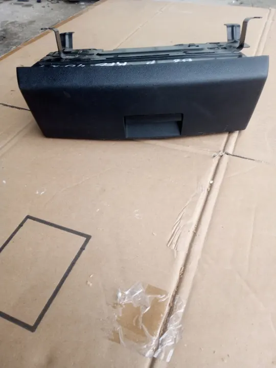 Cajón asiento derecho OEM 8E0882604A negro para Audi A4 image 4