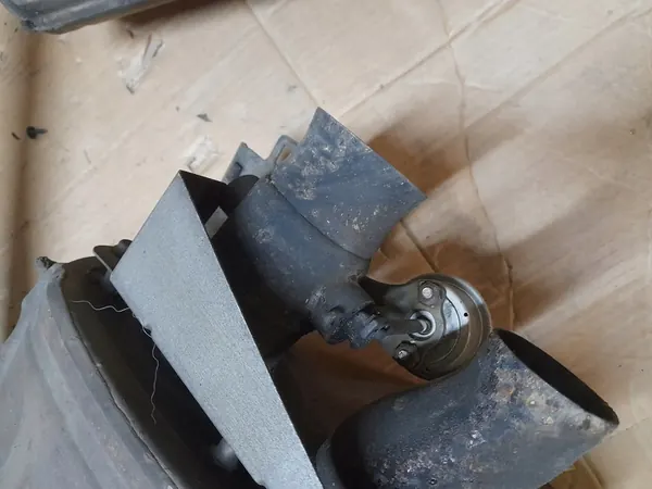 Silencieux d'échappement Maserati Levante OEM image 4