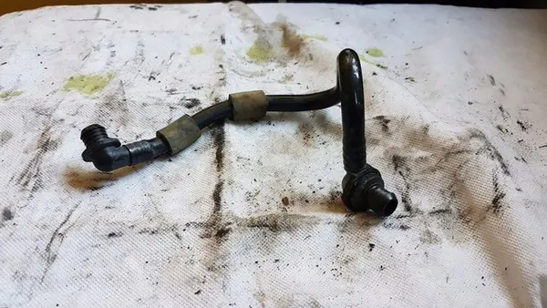 Tuyau de frein Audi A6 S6 C6 2007 4F1611931K image 1