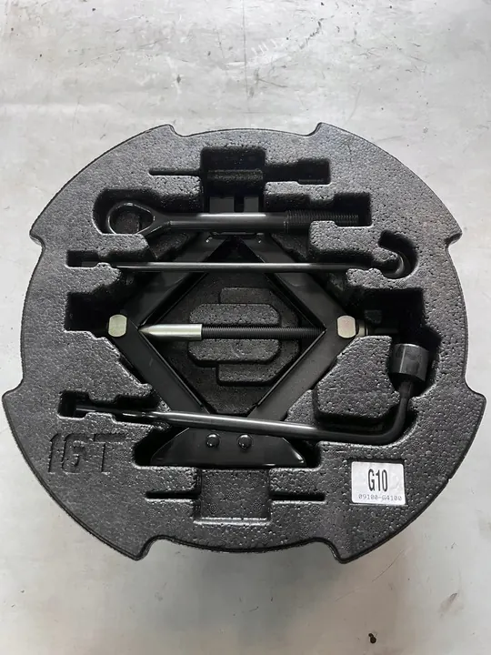 Kit de roue de secours avec cric pour Kia Ceed III image 1