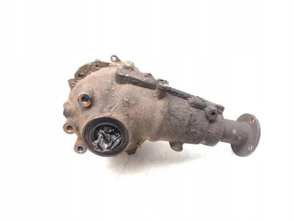 Toyota Hilux Front Differential 3.0 TD 4WD image 4