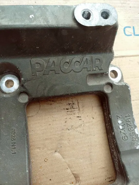 Suporte de alternador Daf XF Euro 6 image 5