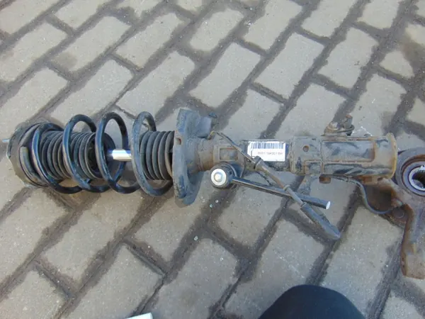 Mangueta delantera izquierda OEM 8V51-18K001-BH Ford Fiesta image 4