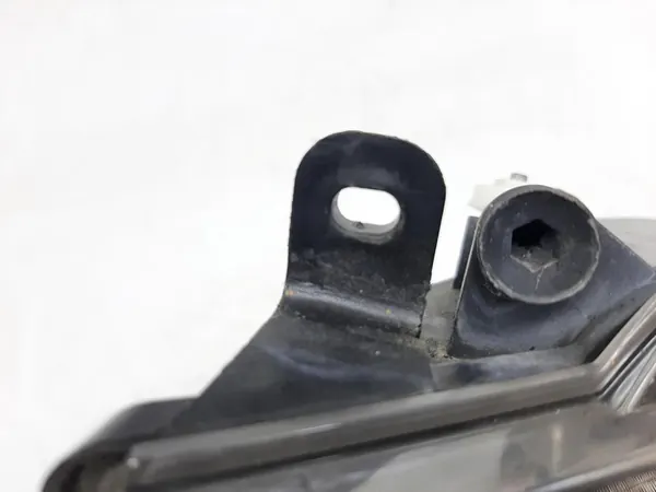 Skoda Yeti (5L) Farol de nevoeiro esquerdo 5L0941699 image 4