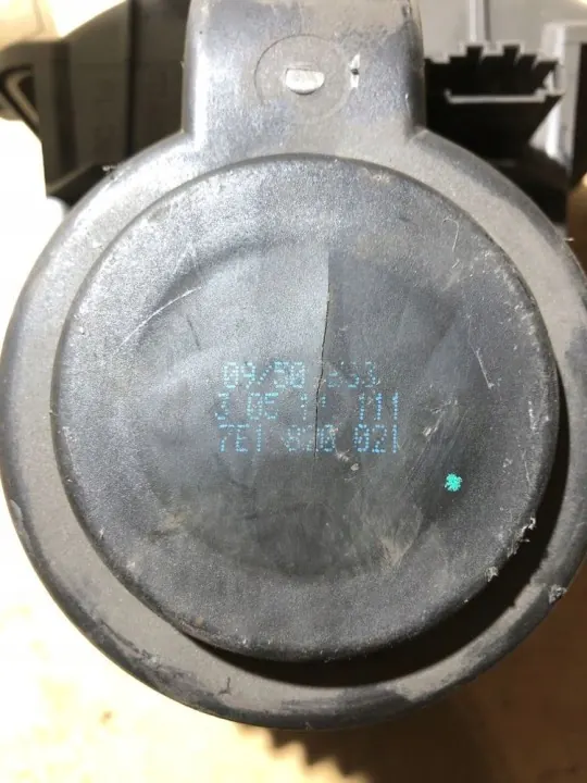 Moteur de soufflante VW d'occasion OEM 7E1820021 image 10