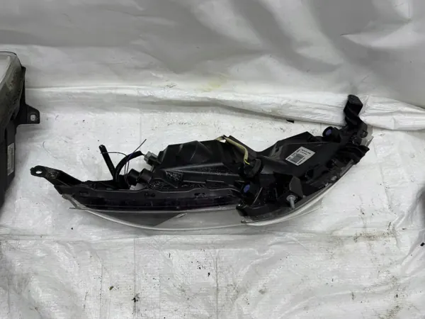 Faro izquierdo delantero DRL OEM 26125BV80A Nissan Juke image 5