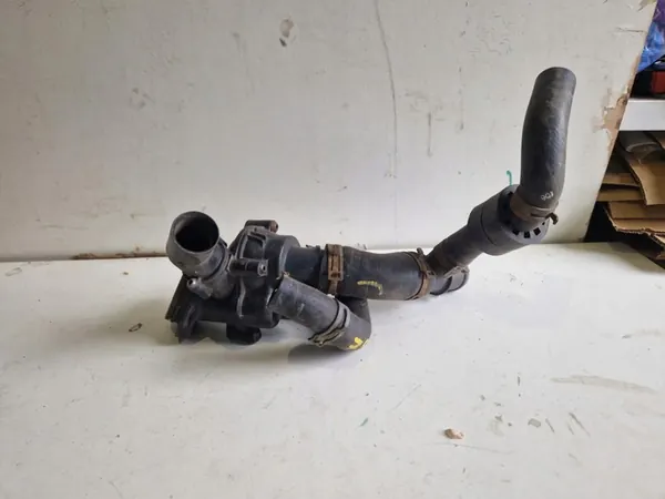 VW Audi Skoda Jäähdytyslinja Alkuperäinen OE 7E0122051M image 2