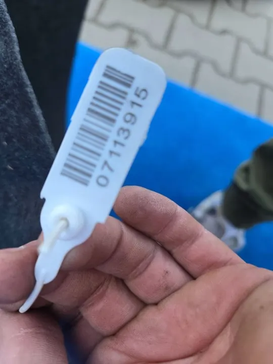 Cache de passage de roue arrière gauche BMW X5 G05 OEM 7478757 image 6