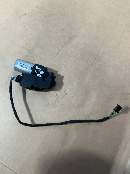 Motor teto solar OEM A2168200042 Mercedes CL image 2