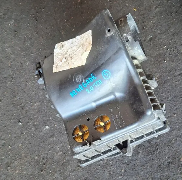 Jeep Renegade Luftfilterhus OEM 1118623S01 image 2