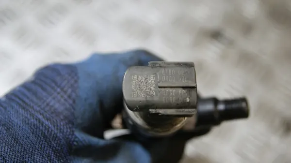 Injetor Toyota Avensis T25 23670-0G010 image 4