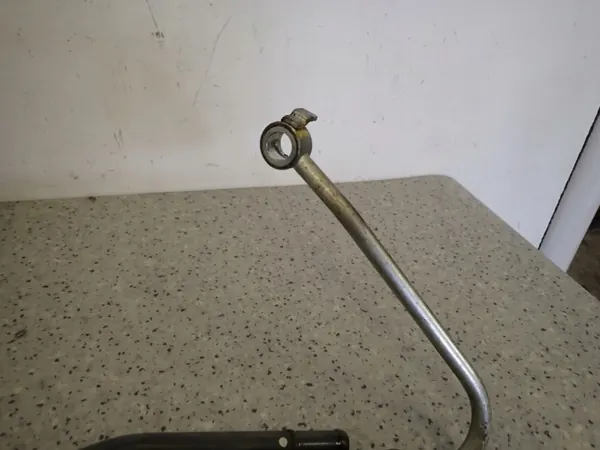 Manguera dirección asistida Mazda 5 05-10 2.0i OEM image 5