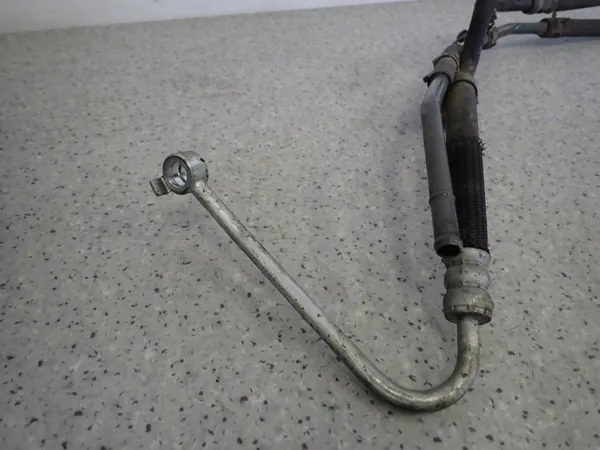 Manguera dirección asistida Mazda 5 05-10 2.0i OEM image 7