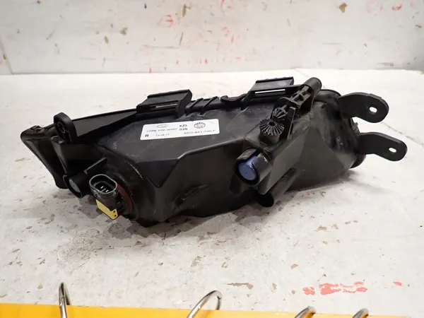 Farol Halógeno Direito SKODA OCTAVIA III LIFT 2016- 5E0941700F image 4