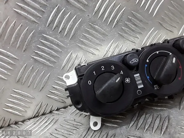 Ford Focus klimatkontrollmodul OEM BM5T19980BE image 3
