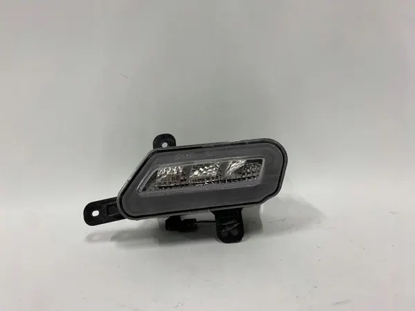 OEM 924A4T6030 Genesis GV80 Luz Antiniebla Derecha image 2