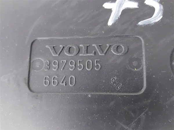 Volvo Luftfiltergehäuse OEM 3979505 - Gebraucht image 5