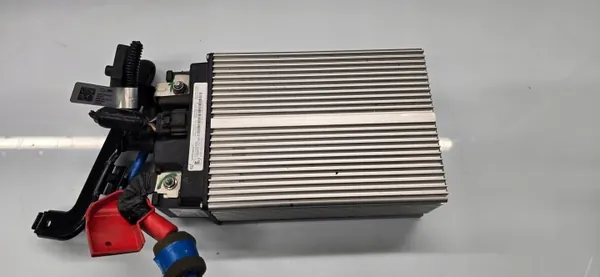 Batteri Land Rover Defender II OEM L8B2-10C784-BD image 2