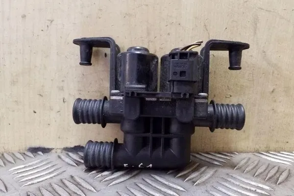 Verwarmingklep BMW 5 TOURING (E61) 3.0L Diesel OEM image 7