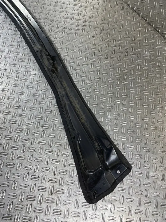Renault Master III Metallinen Tuulilasinlista OEM image 4