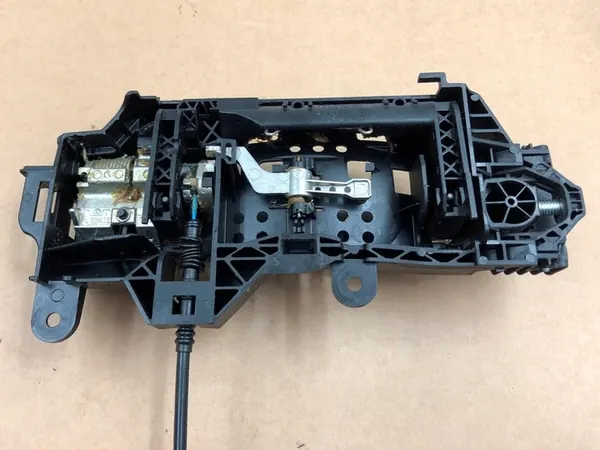 Dörrmekanism 8W0837812A Höger Främre/Bakre Sensor 8W0927754 Audi A5 RS5 image 5