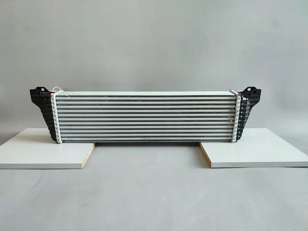 MERCEDES VIANO VITO W639 INTERCOOLER A6395011301 image 7