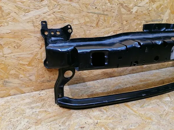 Etupuskuri VW Passat B7 2010-2014 image 2